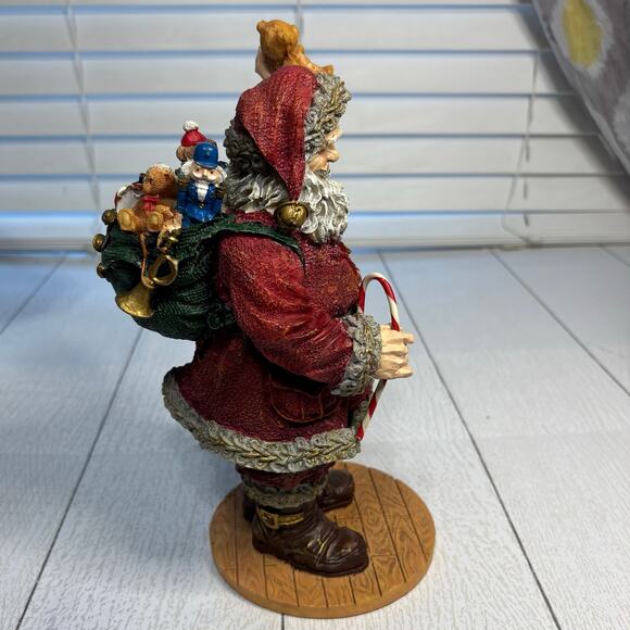 Santa Claus Figurine Holding Candy Cane & Teddy Bear  Holiday Decor - Picture 4 of 12